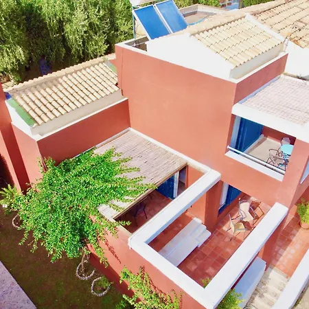 Alpha Minivilla By Dadovillas בארבאטי